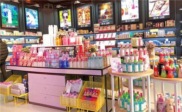橙小橙化妝品店加盟 開啟您的美麗事業(yè)新篇章